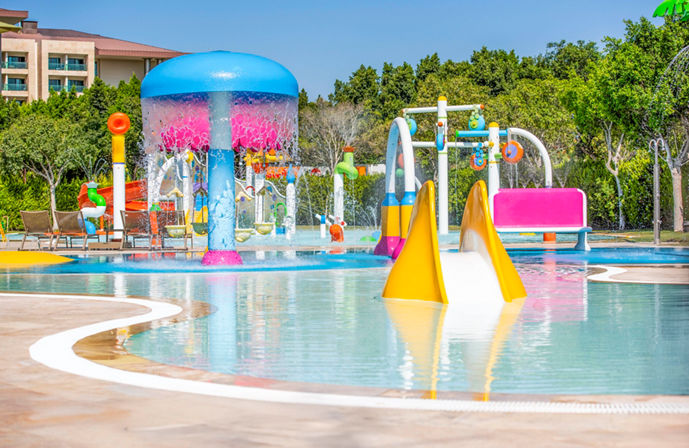 //www.jet2holidays.com/-/media/custom overview images/ayt/regnum carya jlo/waterpark/ayt_81482_regnum-carya_280126_06_custom-overview--689-x-448.jpeg